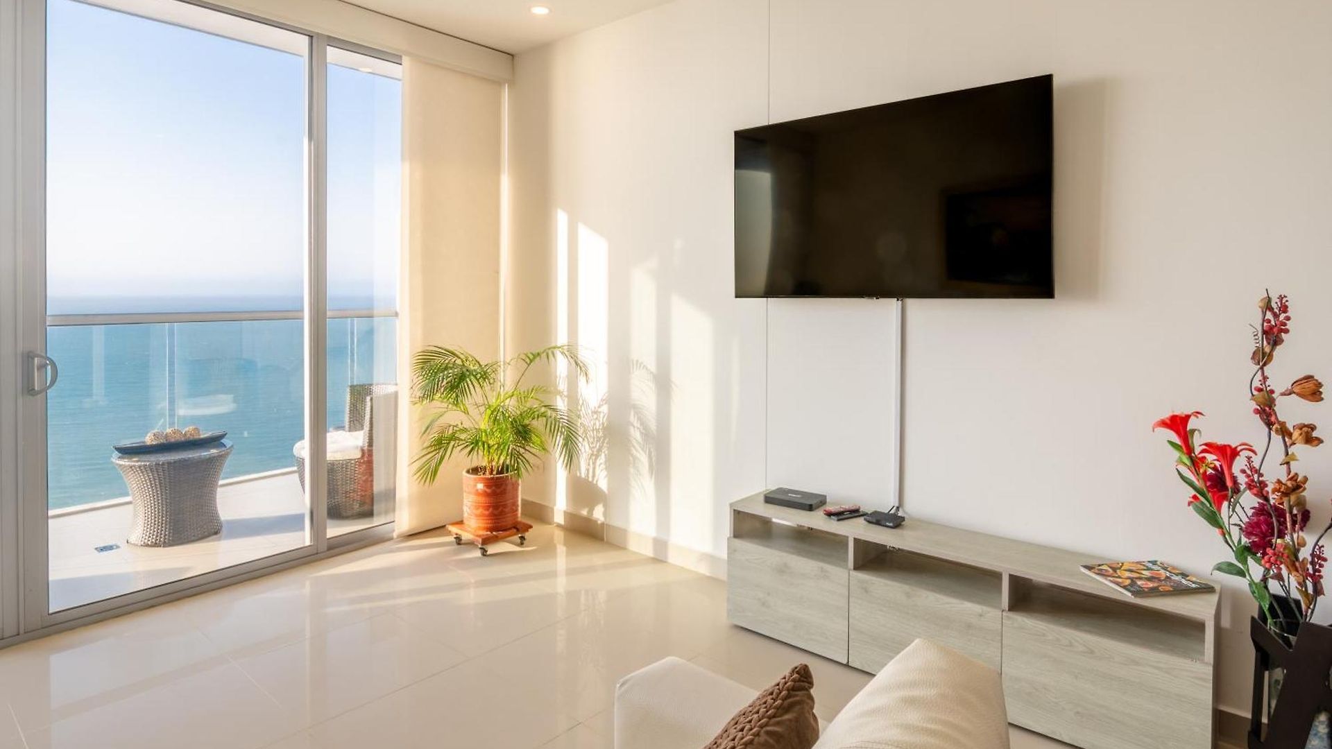 41st Fl In Bocagrande *