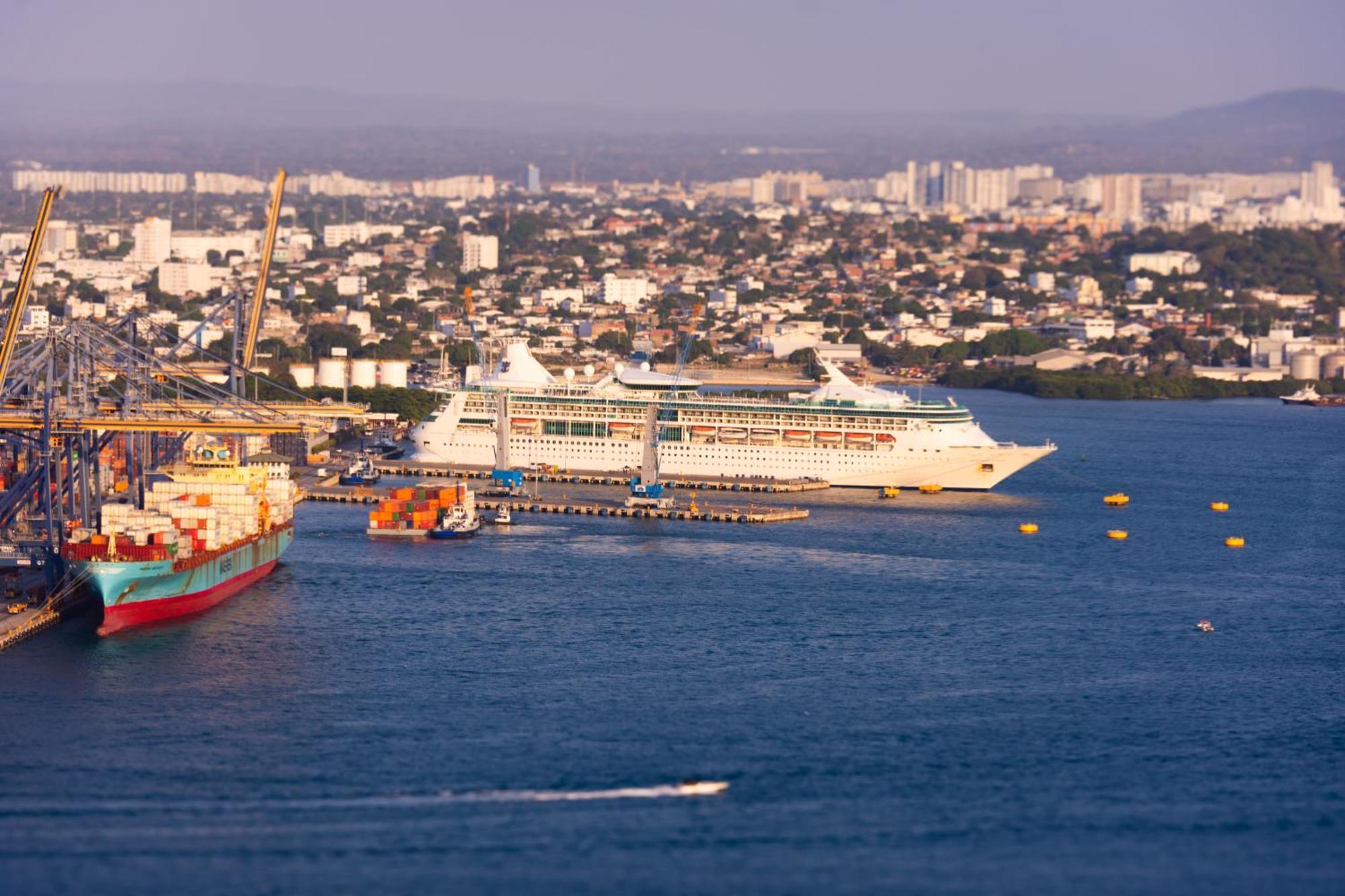 Apartment 41st Fl In Bocagrande *